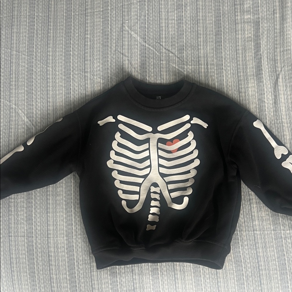 GAP Black Graphic Sweatshirt
